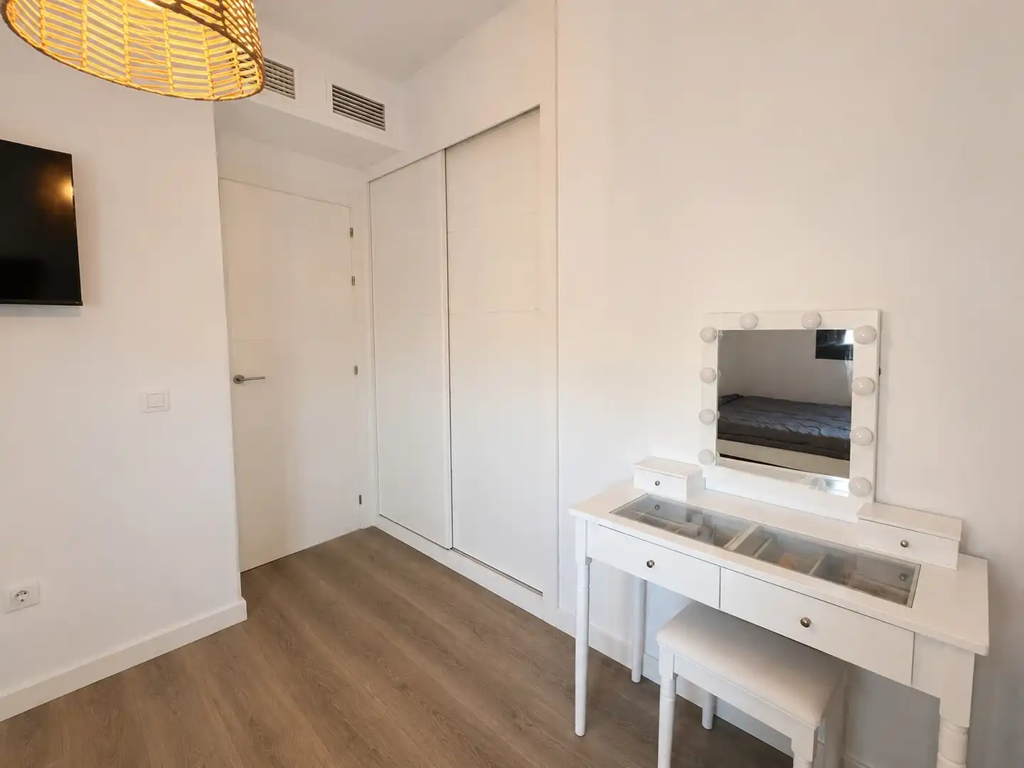 Habitación de Piso en venta en Vélez-Málaga con Aire acondicionado, Calefacción y Terraza