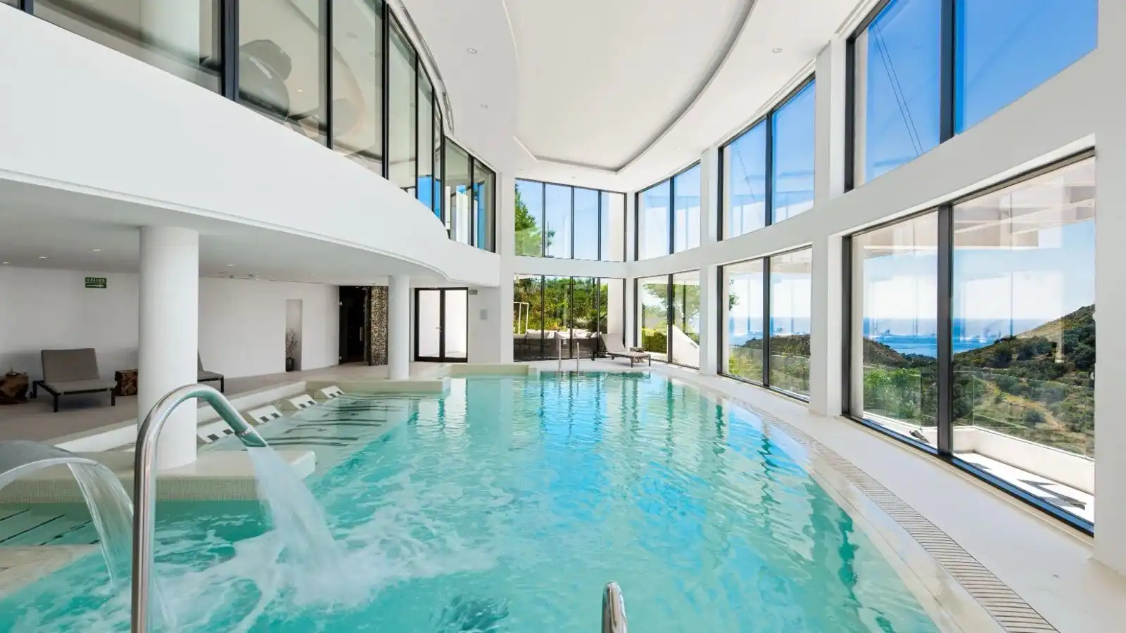 Piscina de Apartamento en venta en Ojén con Aire acondicionado, Calefacción y Jardín privado