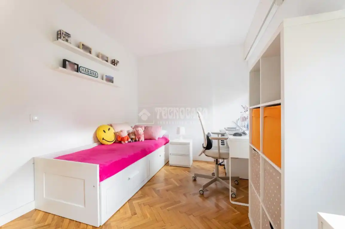 Schlafzimmer von Wohnung zum Verkauf in Las Rozas de Madrid mit Klimaanlage, Heizung und Terrasse