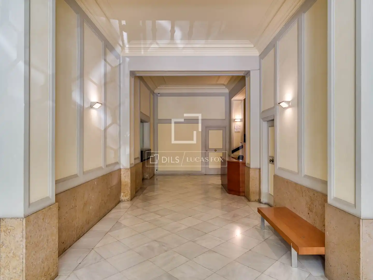 Piso en venta en Barcelona con Aire acondicionado, Calefacción y Terraza