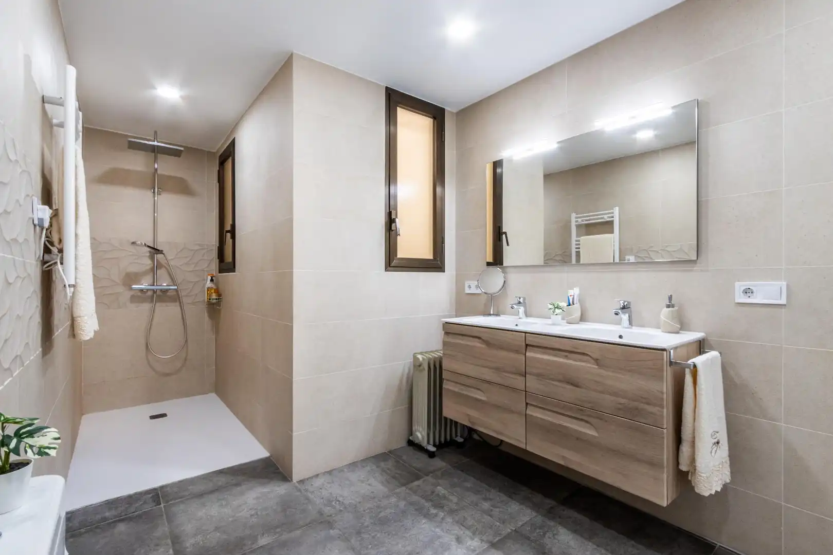 Houses for sale in Eixample