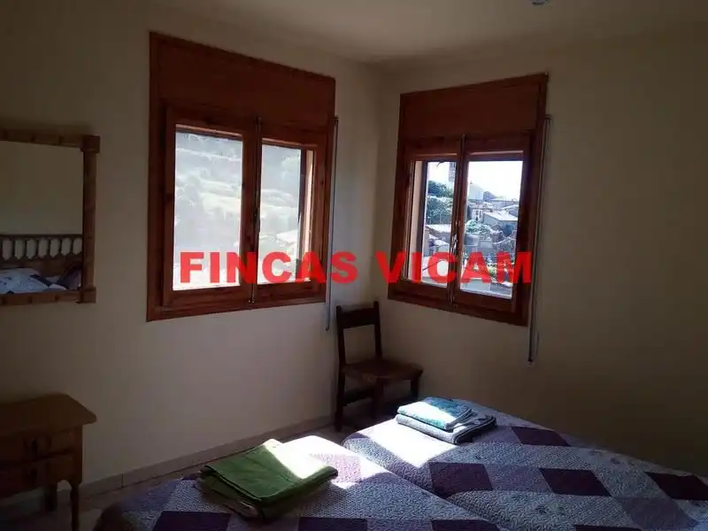 Dormitori de Finca rústica en venda en Agüero amb Calefacció, Jardí privat i Terrassa
