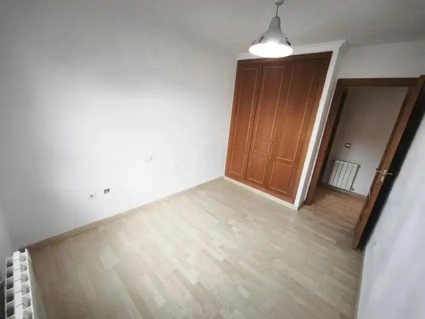 Flat for sale in Calle ENRIC VALOR, País Valencià