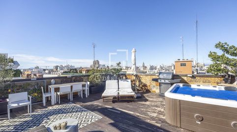Ático en excelentes condiciones de 128 m con 3 dormitorios, 3 baños y terraza de 57,5 m con una magnífica orientación 360 grados e