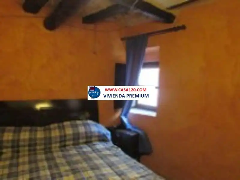 Dormitori de Casa adosada en venda en Forcall amb Terrassa, Traster i Moblat