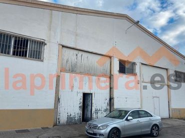 Nave industrial en alquiler en Massanassa