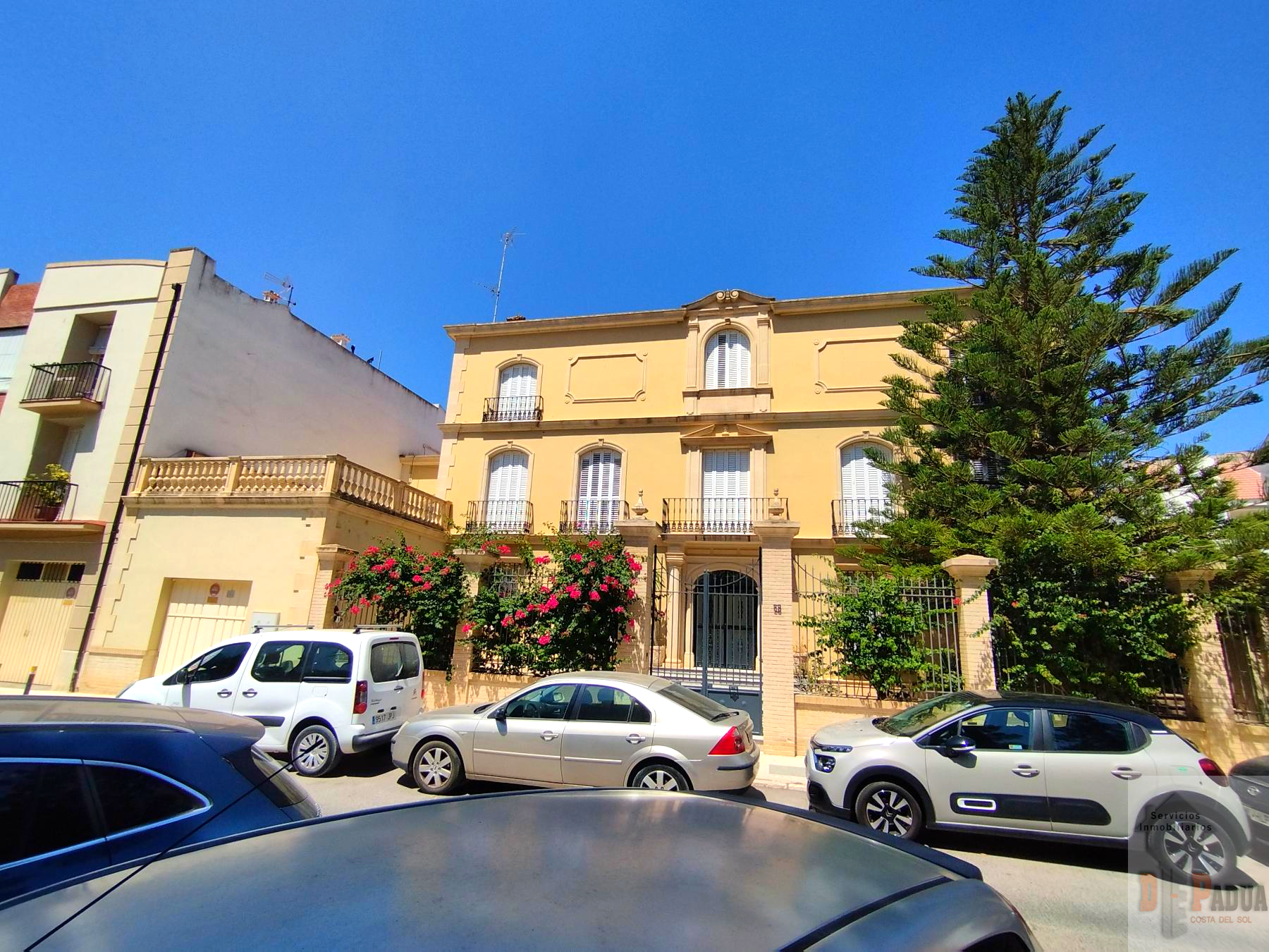 Vista exterior de Casa o xalet en venda en Campillos amb Aire condicionat, Calefacció i Terrassa
