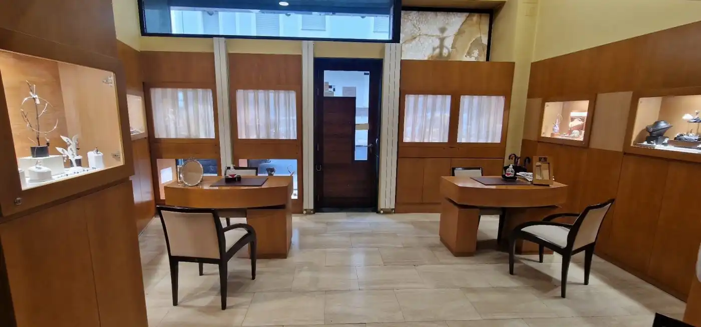 Local comercial en venda a Calle FUERO
