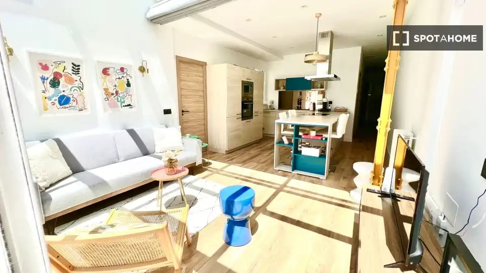 Flat with terrace to rent in Chamberí, imagen 14