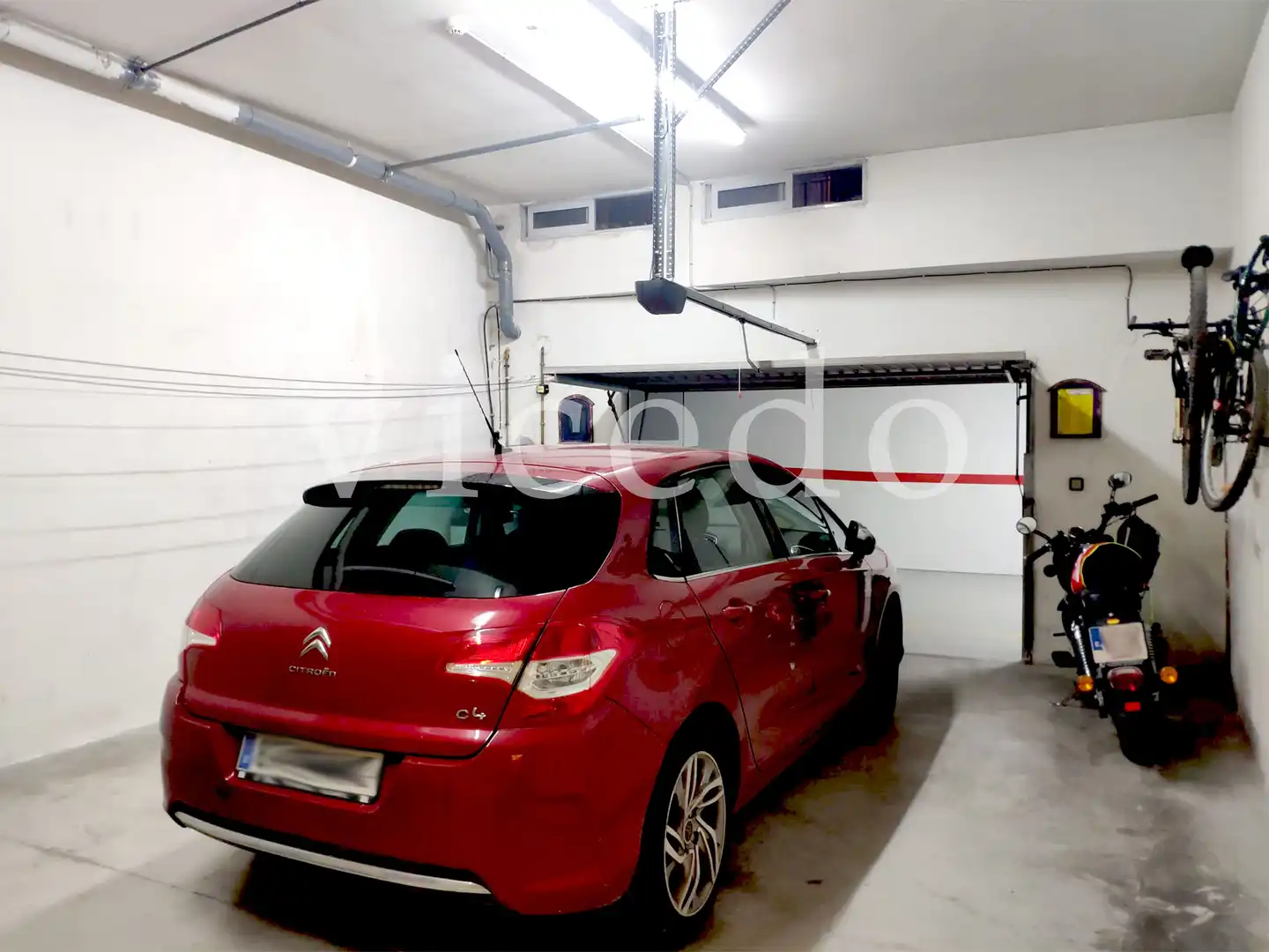 Parking de Casa adosada en venta en Mutxamel con Aire acondicionado, Trastero y Amueblado