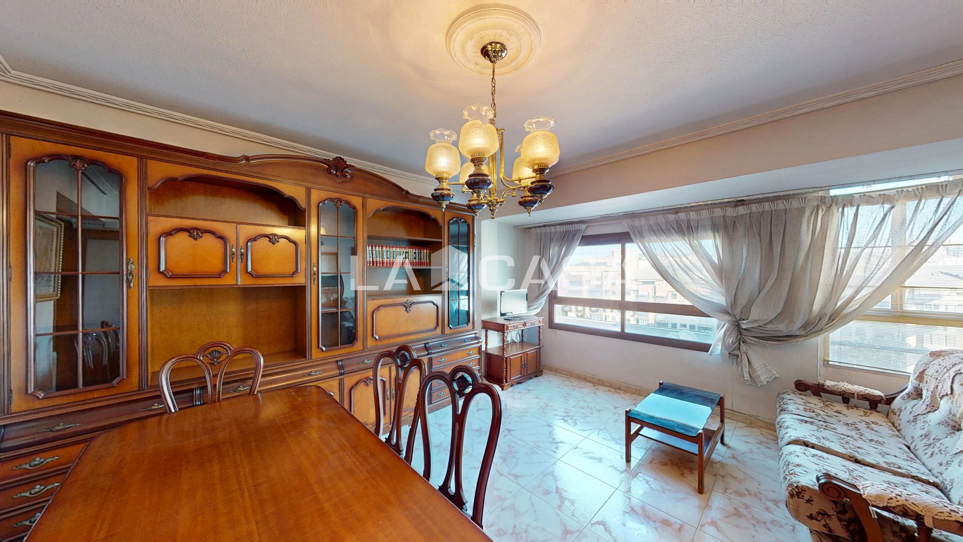 Comedor de Piso en venta en  Valencia Capital