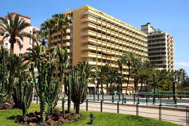 Vista exterior de Estudi en venda en Puerto de la Cruz amb Terrassa