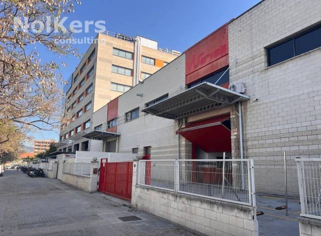 Nave industrial en Alquiler en La Marina del Prat Vermell