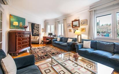 Living room of Flat for sale in  Barcelona Capital  with Air Conditioner, Heating and Storage room