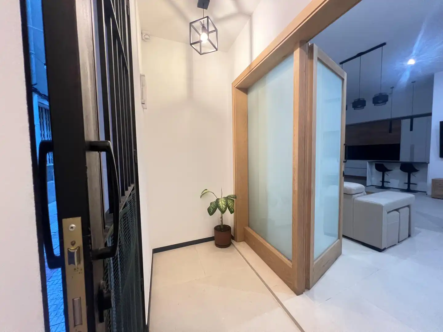 Ground floor for sale in Inca  with Air Conditioner and Furnished