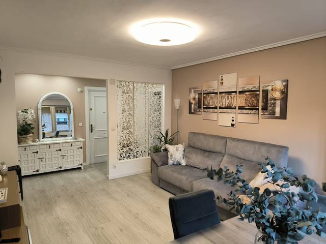 Piso en Venta en Calle Padre Claret en Residencia