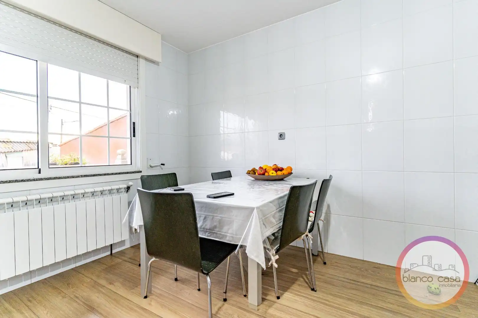Comedor de Casa o chalet en venta en Carballo con Calefacción, Jardín privado y Trastero