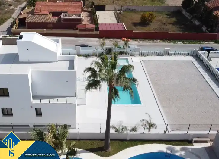 Xalet amb piscina en venda a Playa de los Locos, imagen 3