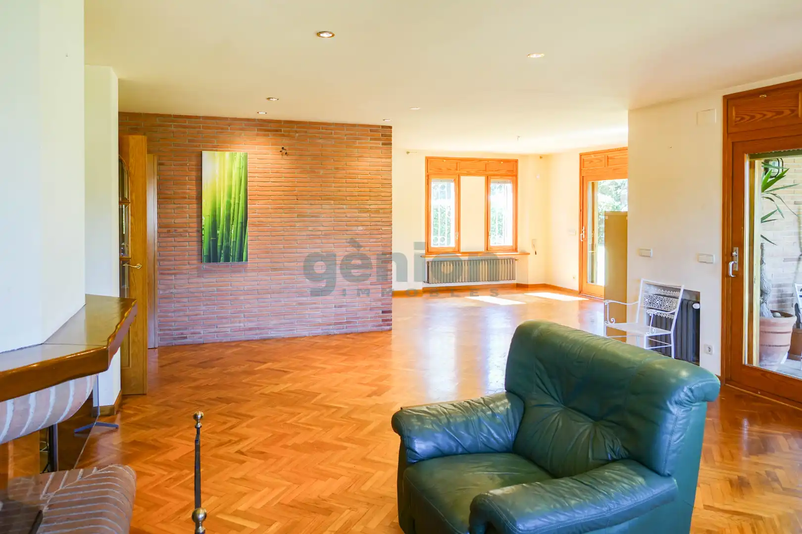 Living room of Houses for sale in Girona  with Heating, Private garden and Terrace