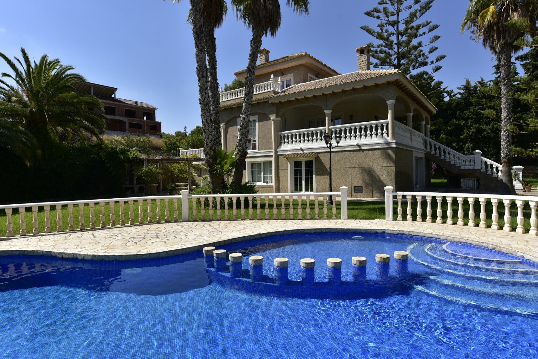 Jardín de Casa o chalet en venta en Orihuela con Aire acondicionado, Calefacción y Jardín privado