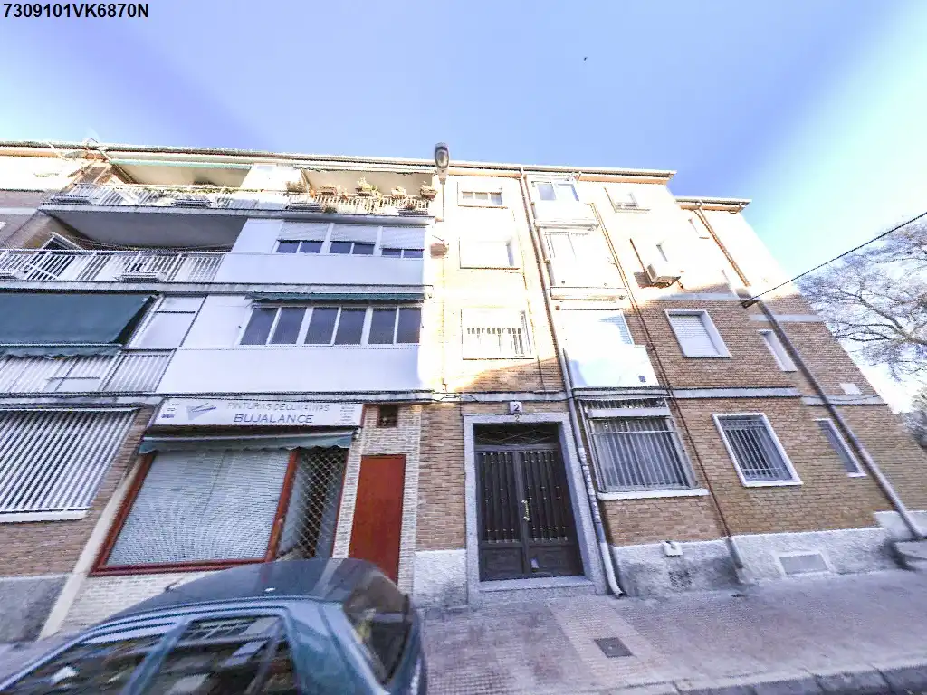 Pis amb ascensor en venda a Calle Ponce de León 2