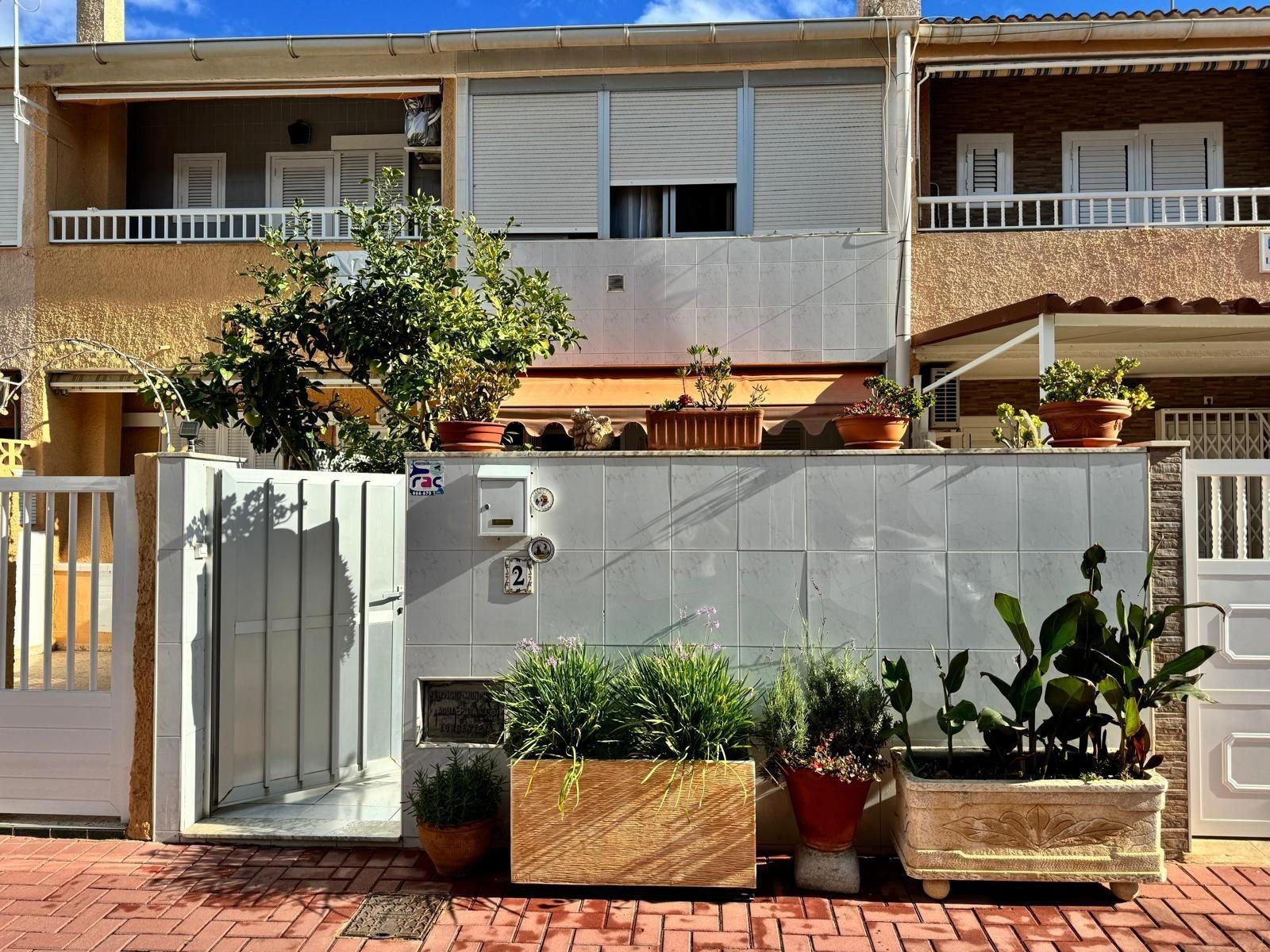 Garden of Duplex for sale in Torrevieja  with Air Conditioner, Terrace and Furnished