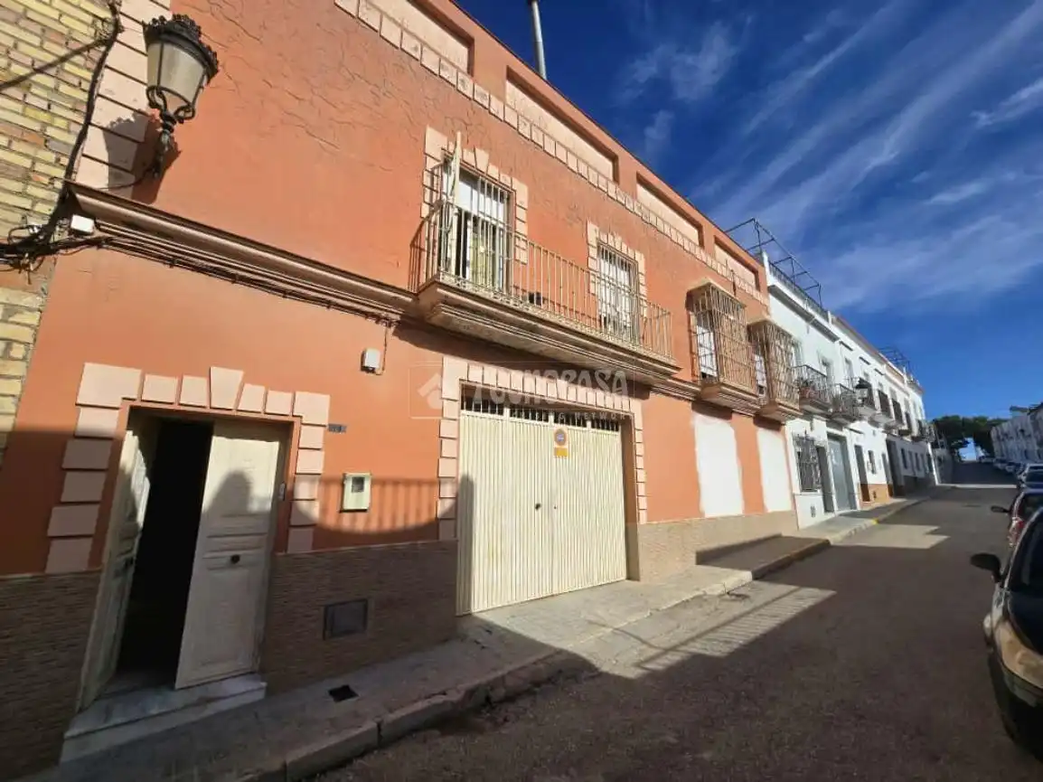 Exterior view of Detached homes for sale in Morón de la Frontera  with Air Conditioner and Balcony