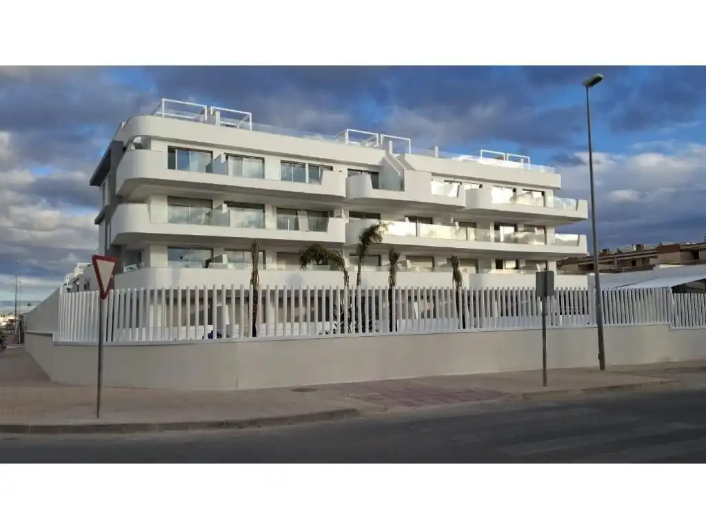 Apartament amb piscina en venda a Orihuela Costa