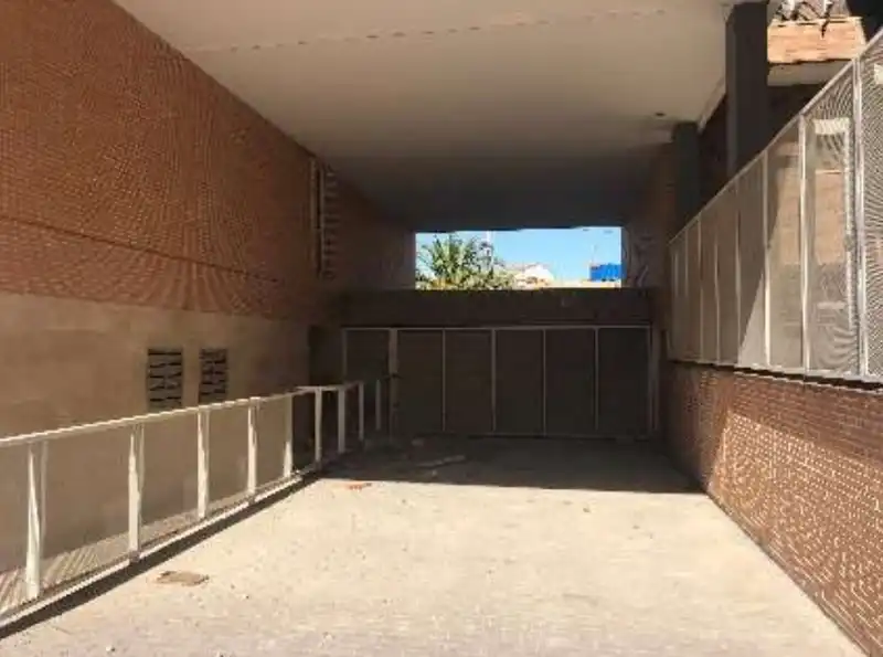 Garage zum Verkauf in BARRANCO CARRETEROS, Casarrubios del Monte pueblo