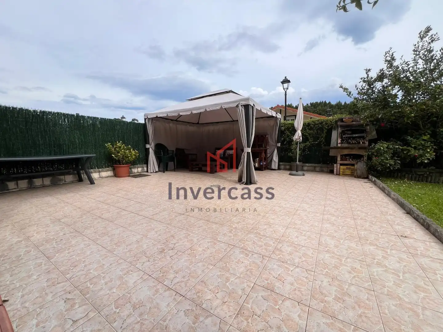 Terraza de Casa adosada en venta en Castro-Urdiales con Calefacción, Jardín privado y Terraza
