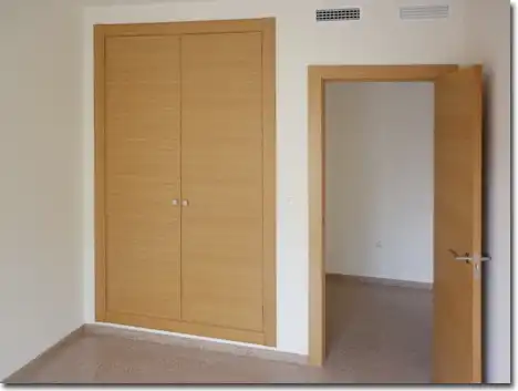 Dúplex en venta en Elda con Calefacción, Trastero y Balcón