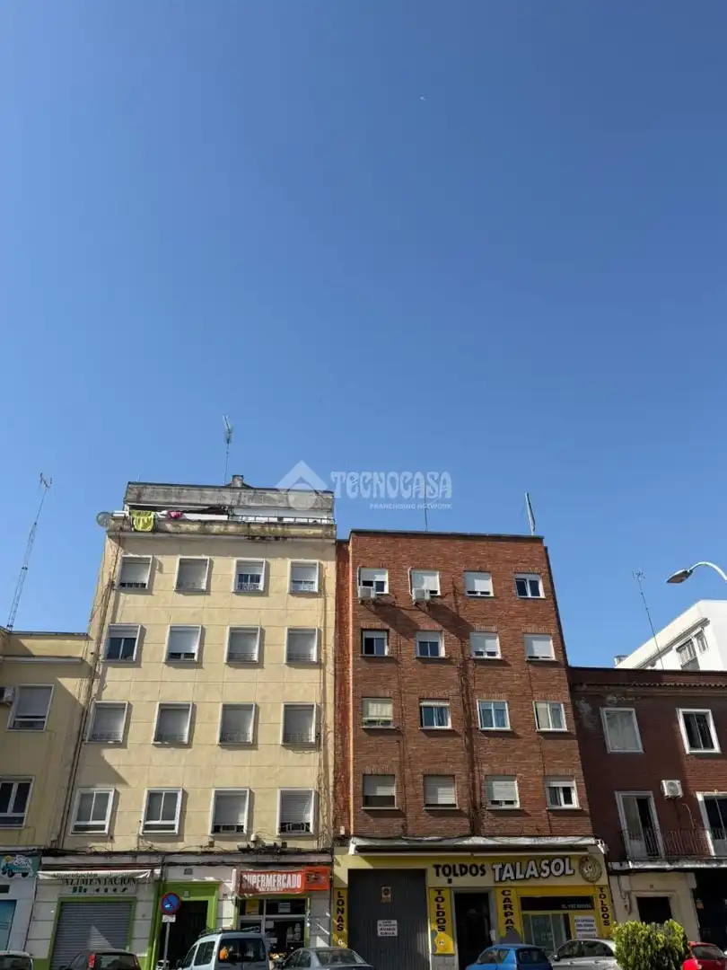 Vista exterior de Pis en venda en Talavera de la Reina