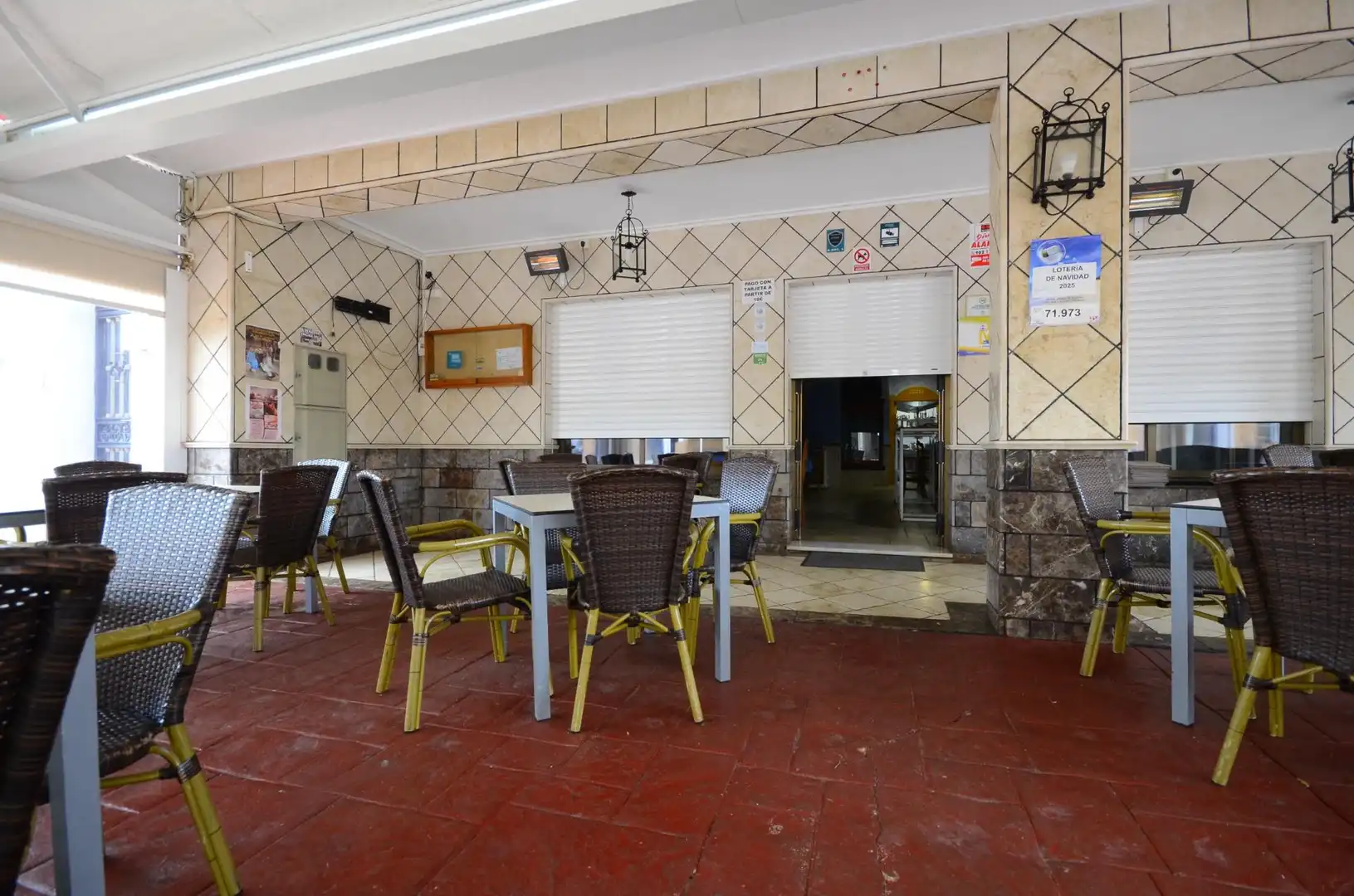 Local en venta en Mazagón