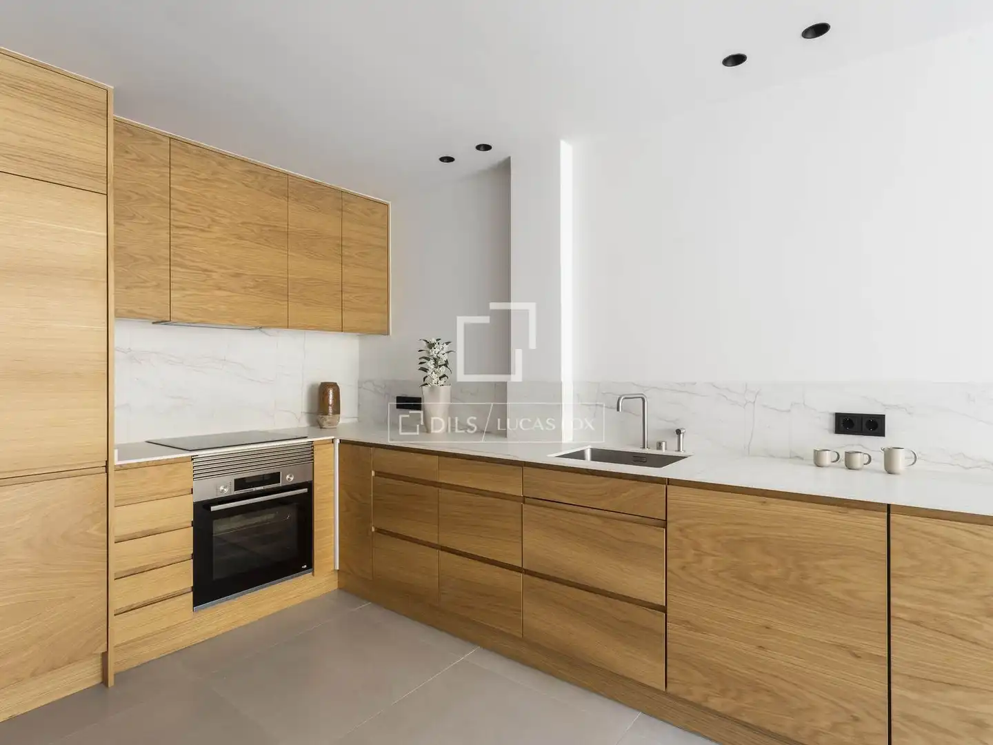 Cuina de Pis en venda en Barcelona amb Aire condicionat, Calefacció i Parquet