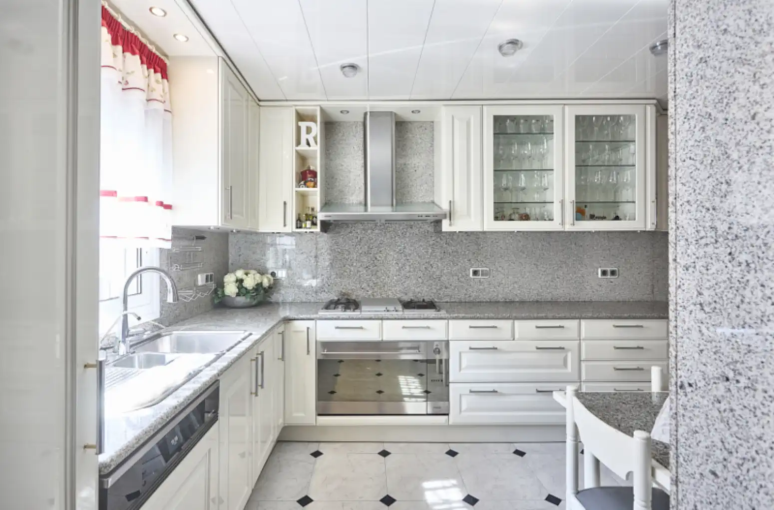 Cocina de Casa o chalet en venta en Monistrol de Montserrat con Aire acondicionado, Calefacción y Jardín privado