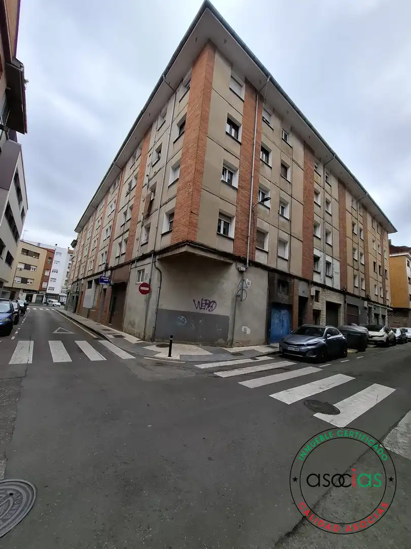 Vista exterior de Pis en venda en Gijón 