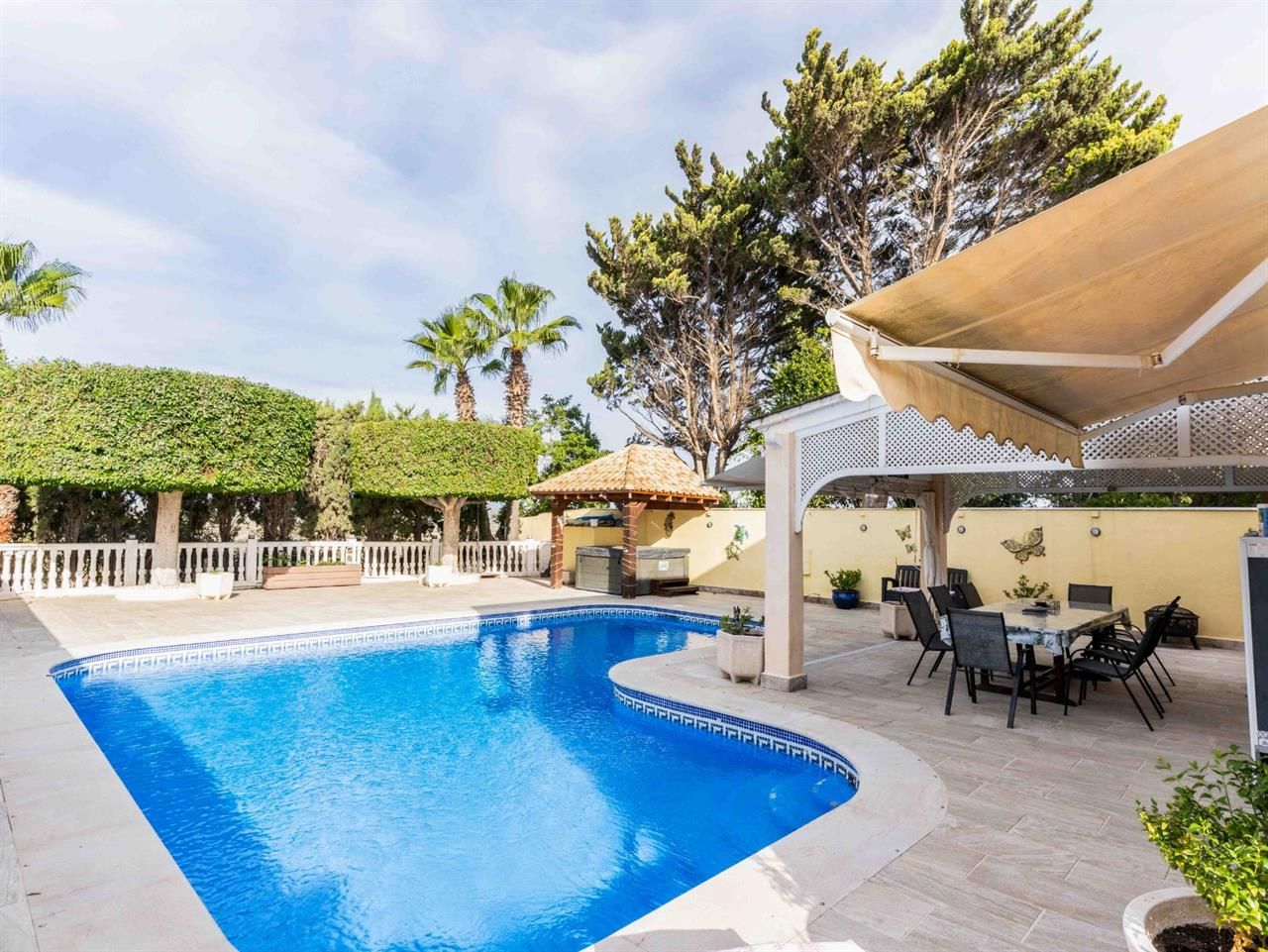 Swimming pool of House or chalet for sale in Garrucha  with Heating, Private garden and Storage room