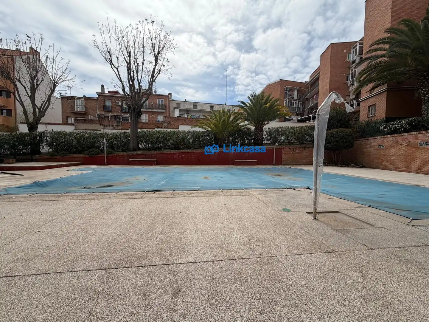 Parking of Flat for sale in Madrid  with Heating, Private garden and Terrace