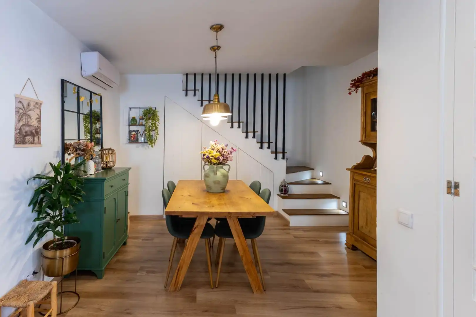 Dining room of Houses for sale in Molins de Rei  with Air Conditioner, Heating and Parquet flooring