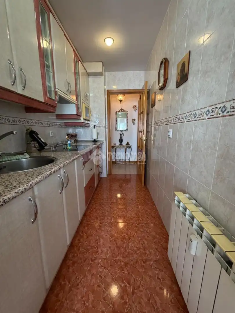 Kitchen of Flat for sale in Fuenlabrada  with Air Conditioner, Heating and Terrace