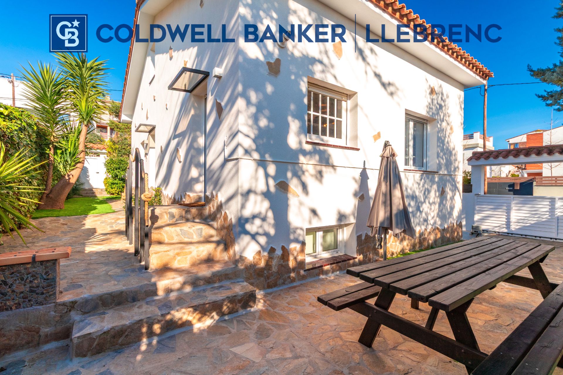 Casa o chalet en venta en Carrer de la Plana, La Plana - Bellsoleig