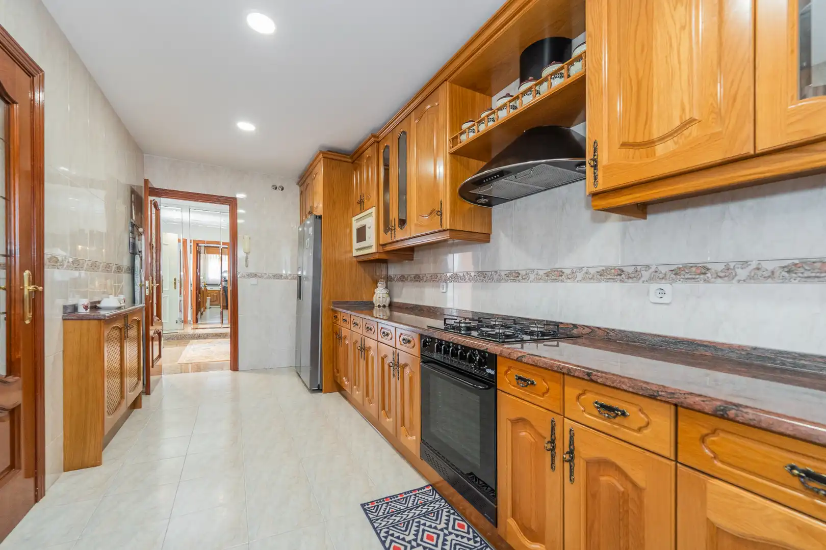 Kitchen of Houses for sale in San Sebastián de los Reyes  with Air Conditioner, Heating and Private garden