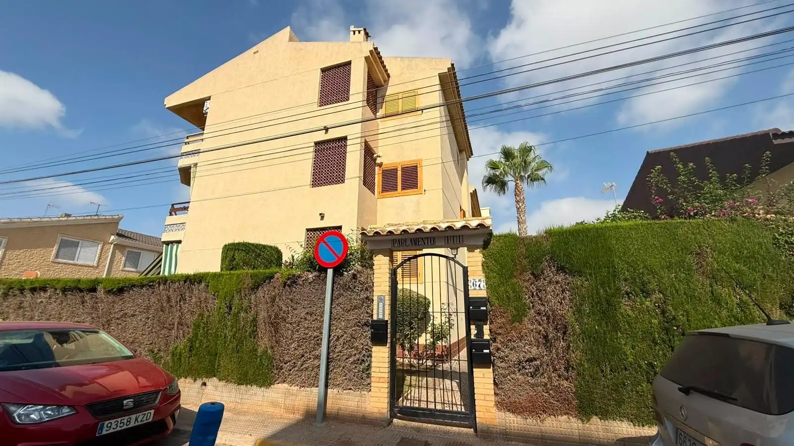 Vista exterior de Apartament en venda en San Javier amb Moblat, Balcó i Piscina comunitària
