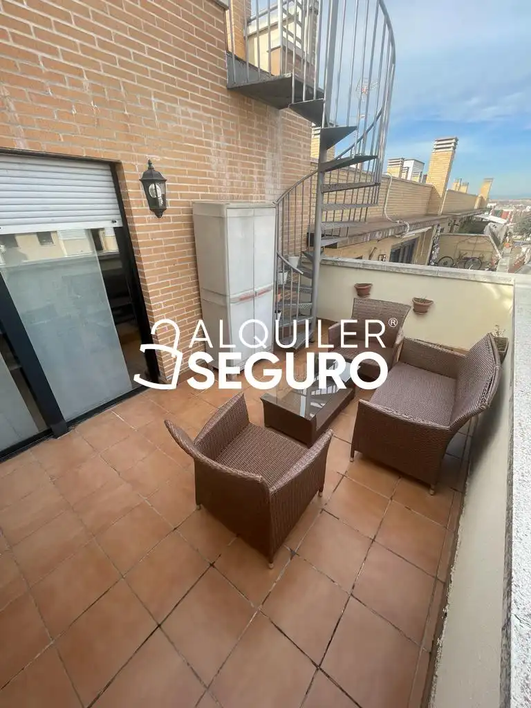 Terrasse von Dachboden zur Miete in Madrid mit Heizung, Terrasse und Abstellraum