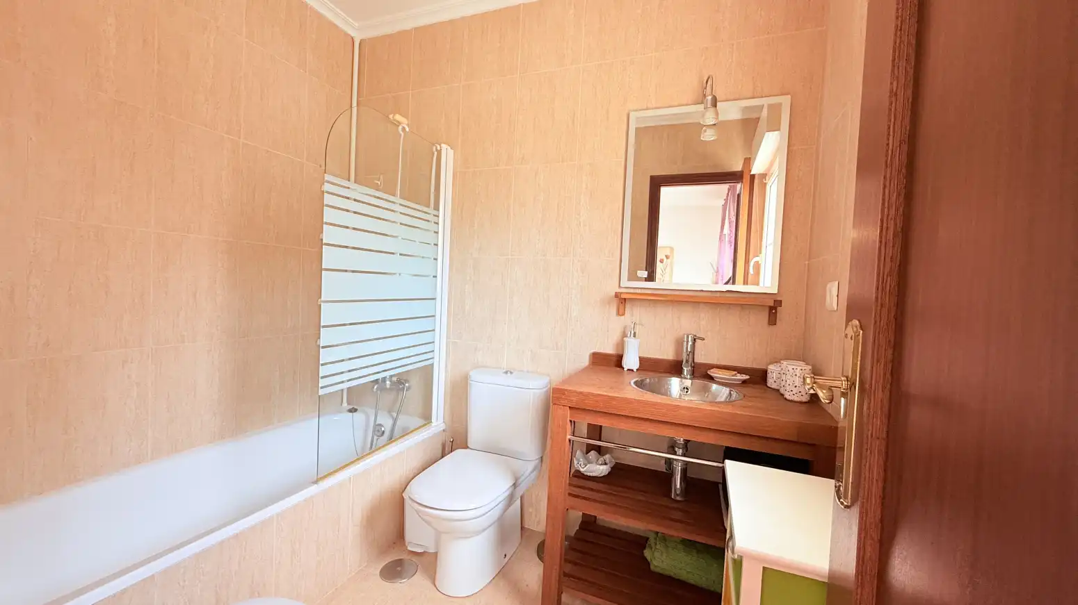 Baño de Casa adosada en venta en Alfoz de Lloredo con Calefacción, Jardín privado y Terraza