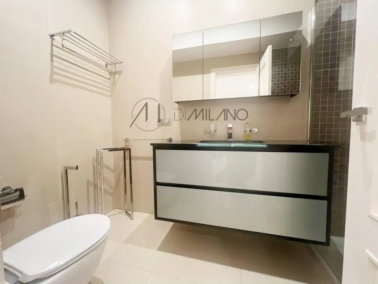 Bathroom of Flat for rent in Vigo   with Heating