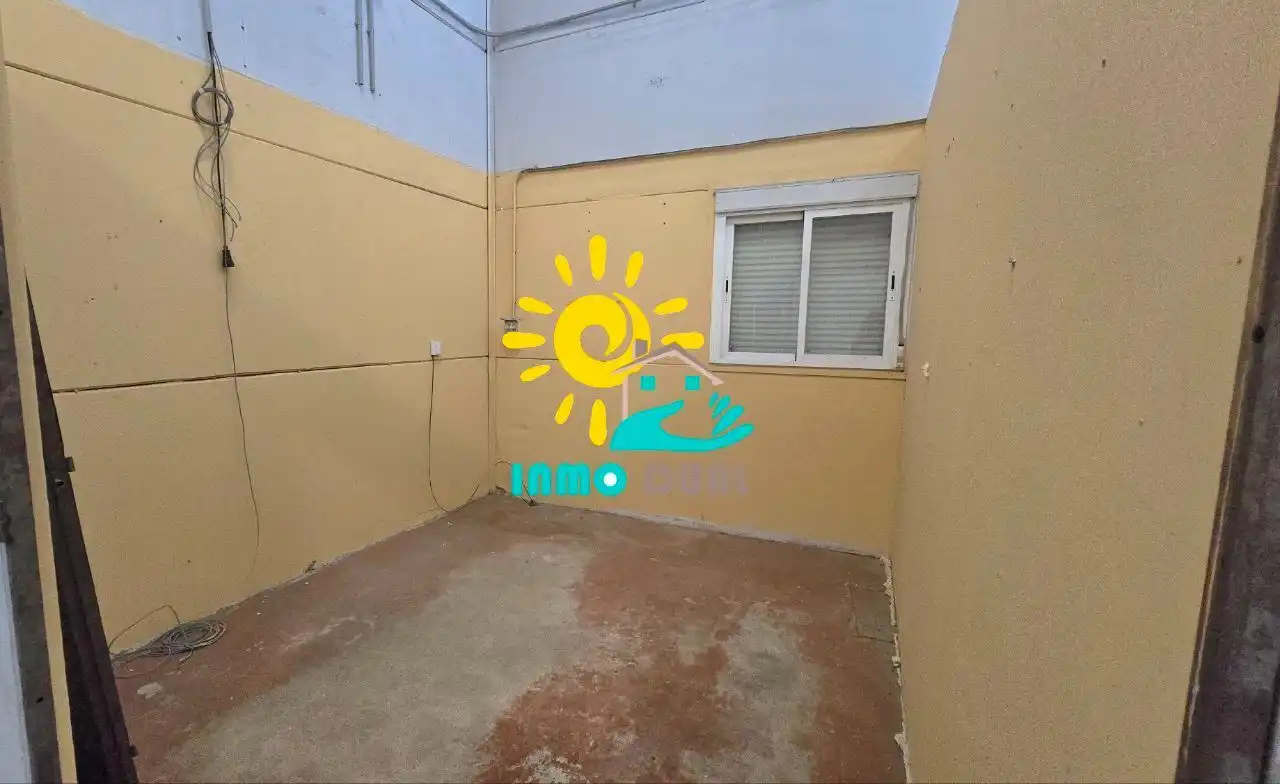 Terraza de Nave industrial de alquiler en Badajoz