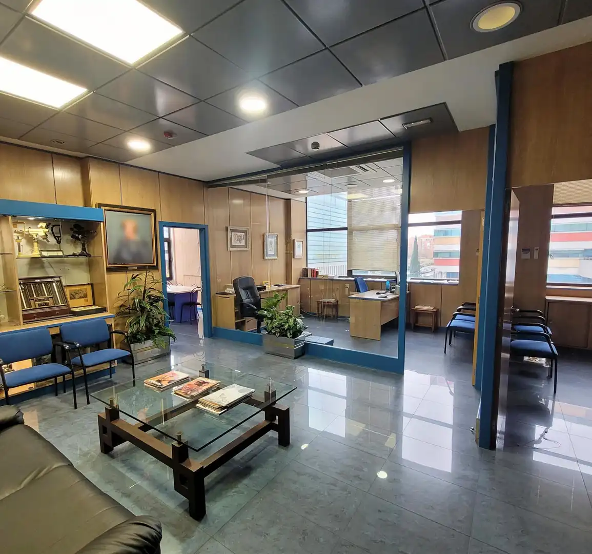 Business premises to rent in Calle de María Tubau, imagen 3