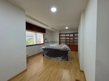 Büro zur Miete in Zona de Plaza de Barcelos
