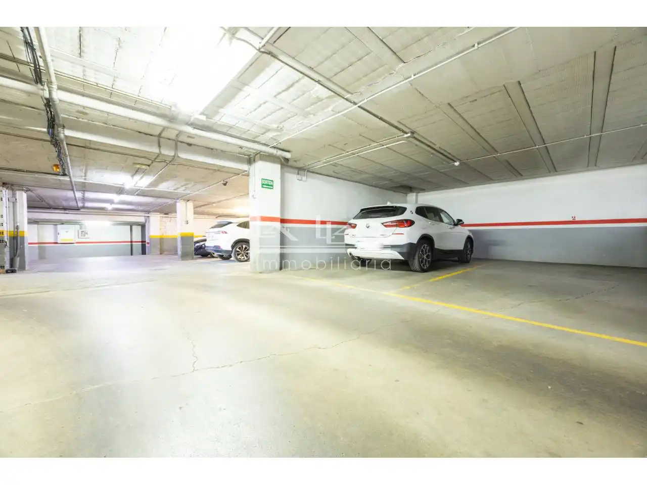 Parkplatz von Dachboden zum Verkauf in Vic mit Klimaanlage, Heizung und Parkett